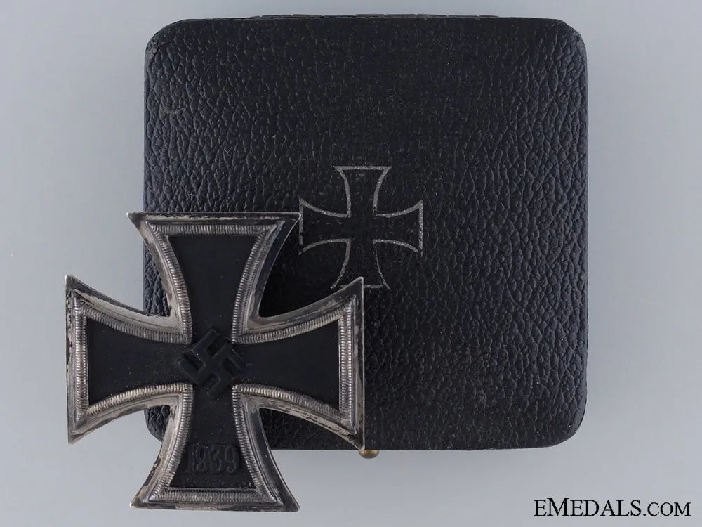 1939 First Class Iron Cross By Zimmermann In Case