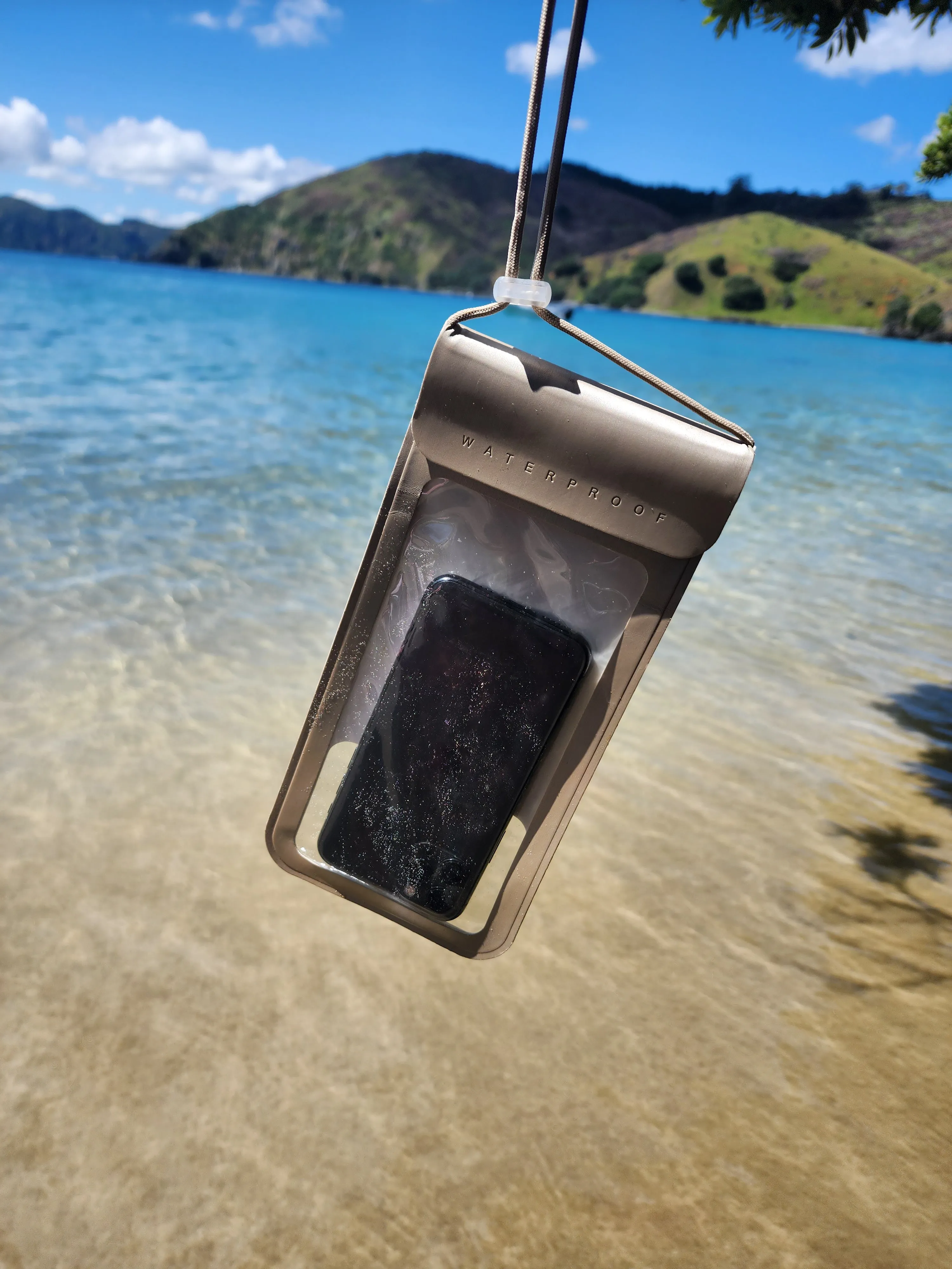 ATLANTIC WATERPROOF PHONE CASE