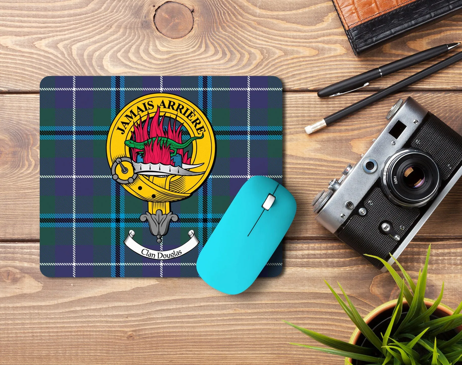 Douglas Clan Crest Mouse Pad