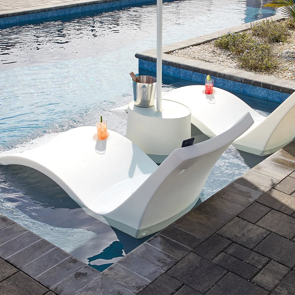 Kai Deep Water Shelf Lounger, White (Set of Two) - Pool Lounge Chair