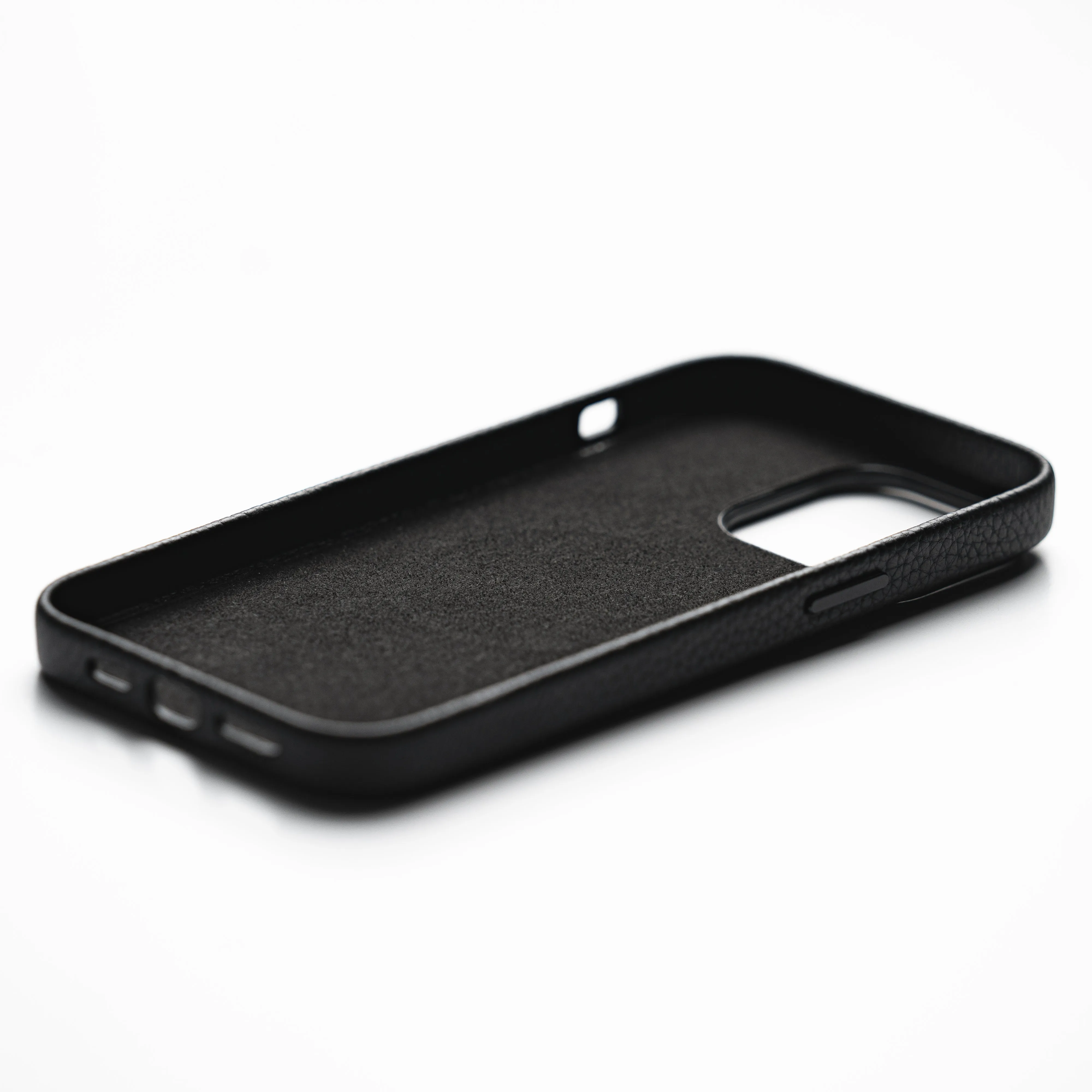 Pebble Leather iPhone 14 Pro Case