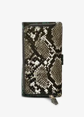 Snake Print Zip Wallet Case in Green